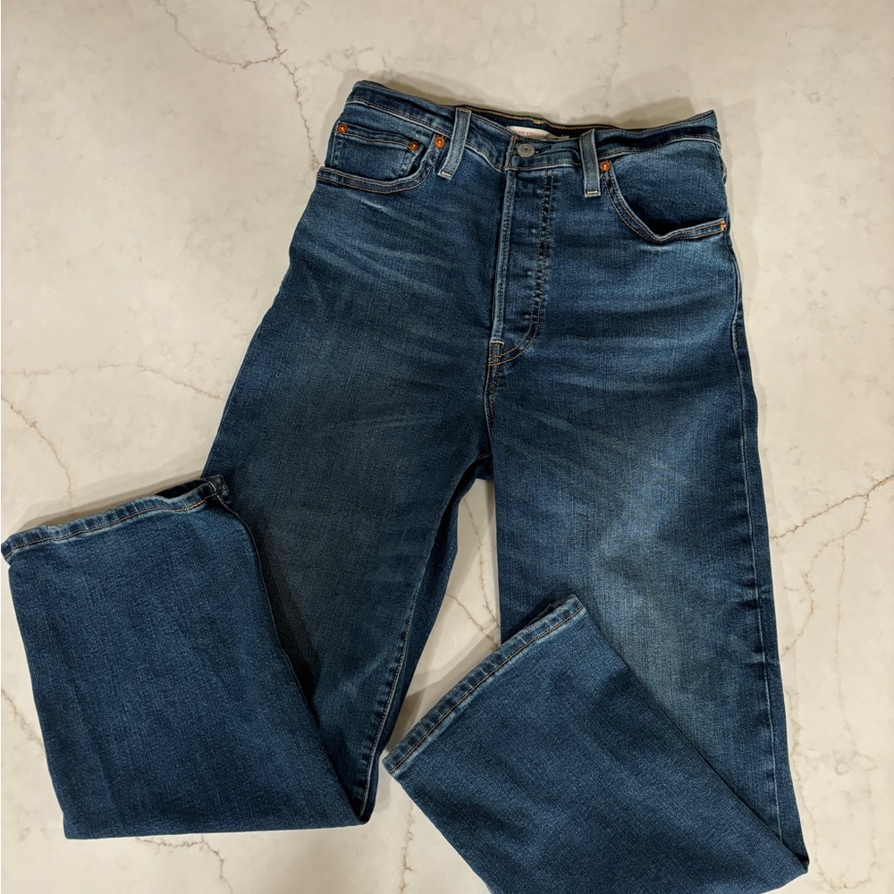 Levi’s Ribcage Ankle Jeans